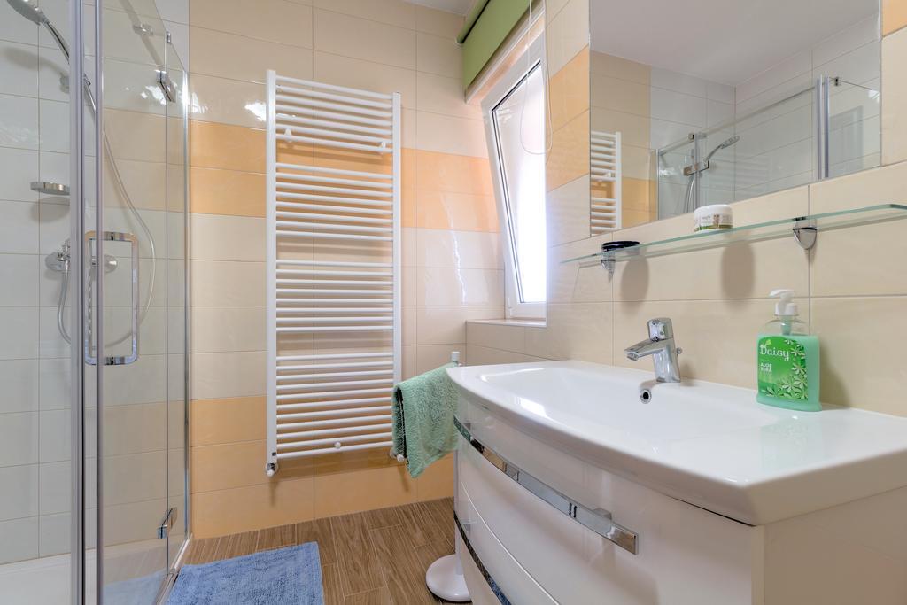Apartment Delton Fažana Dış mekan fotoğraf